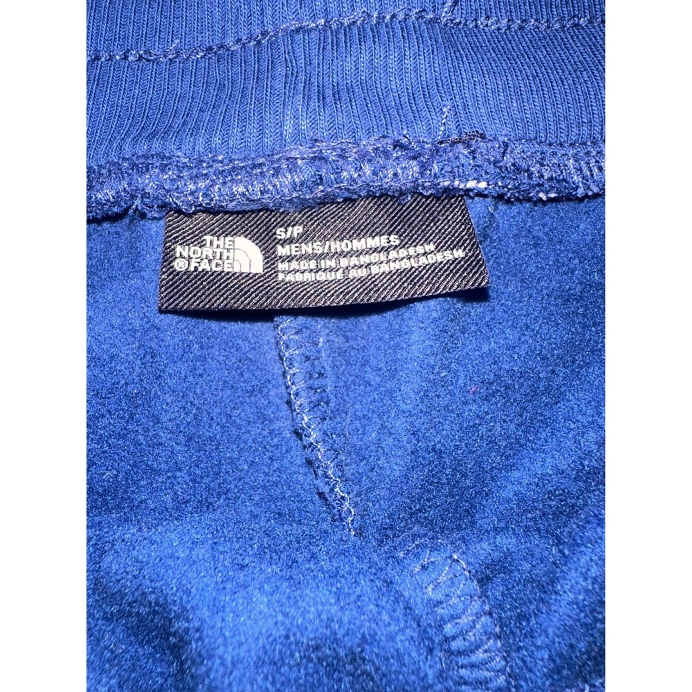The North Face Men's Navy Athletic Shorts - Picture 6 of 8